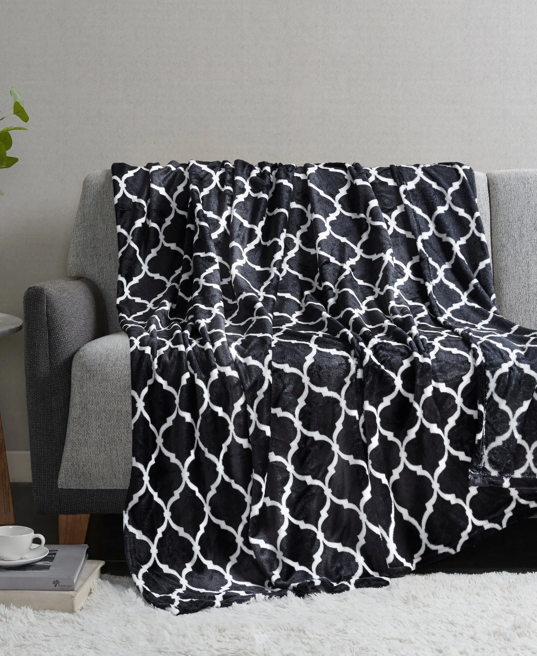 Ogee Oversized Throw