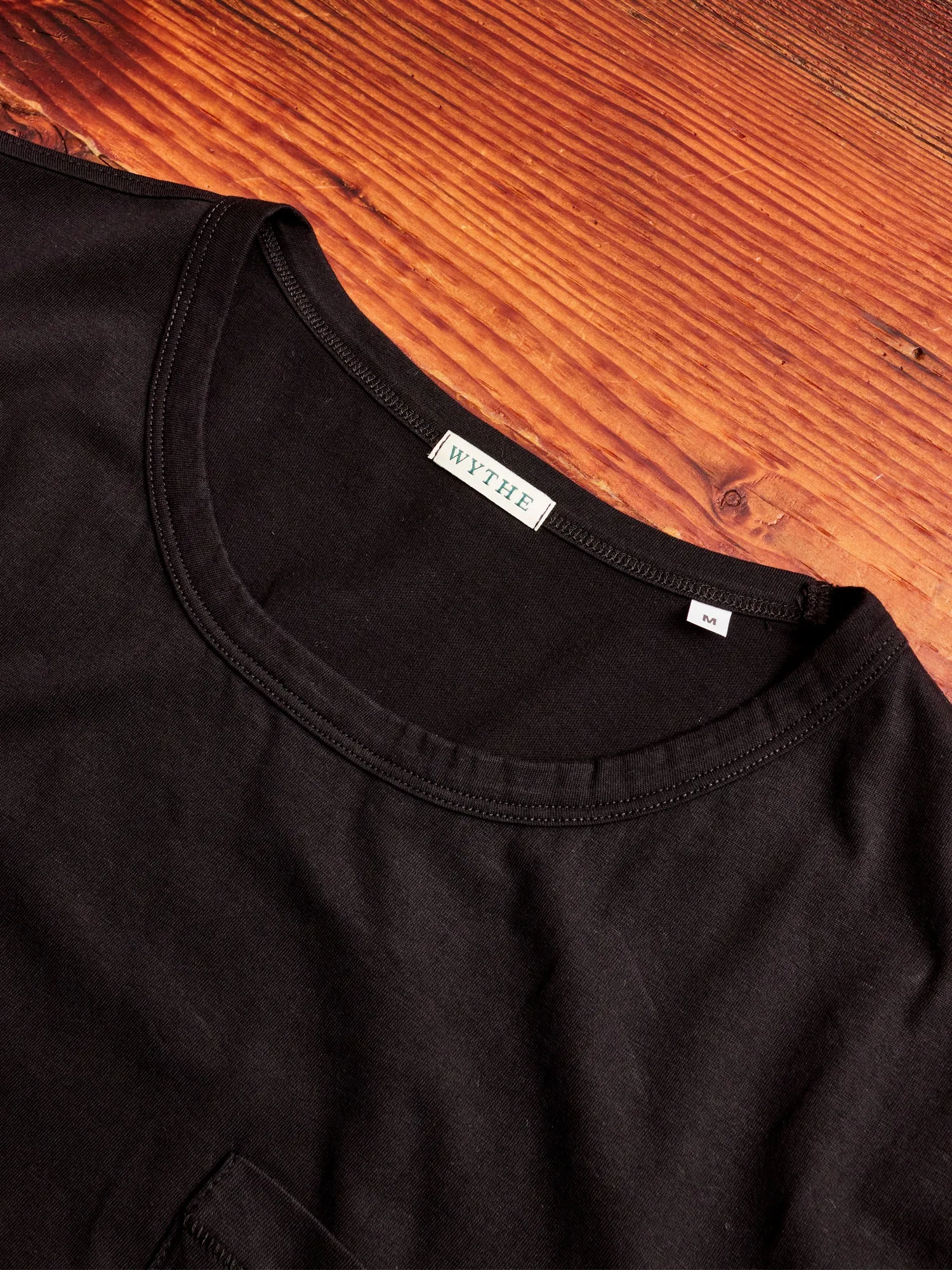 Organic Cotton Tubular Pocket T-Shirt in Black