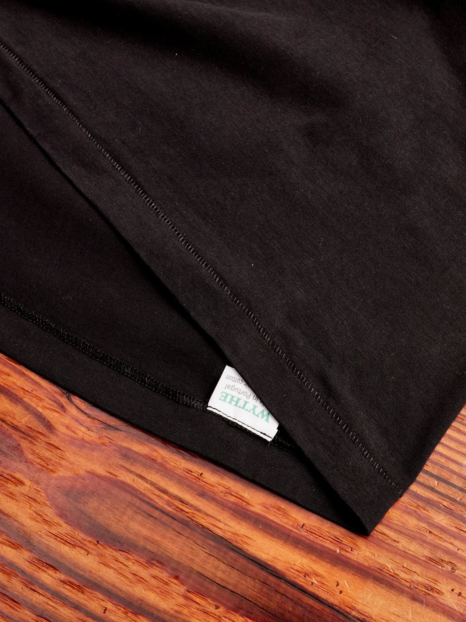 Organic Cotton Tubular Pocket T-Shirt in Black