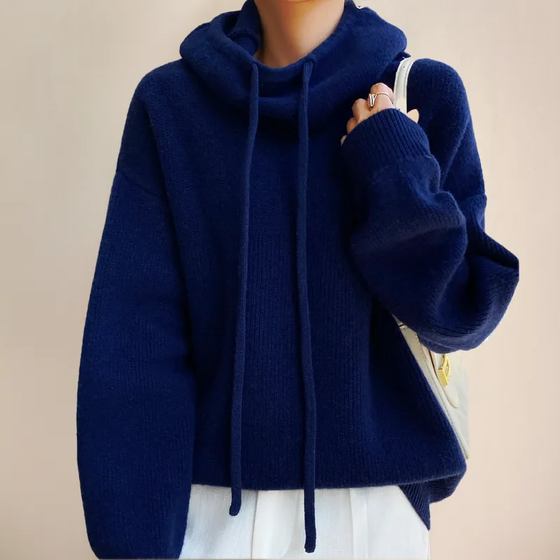 Oversized roller collar jersey for women - comfortable sweater with laces