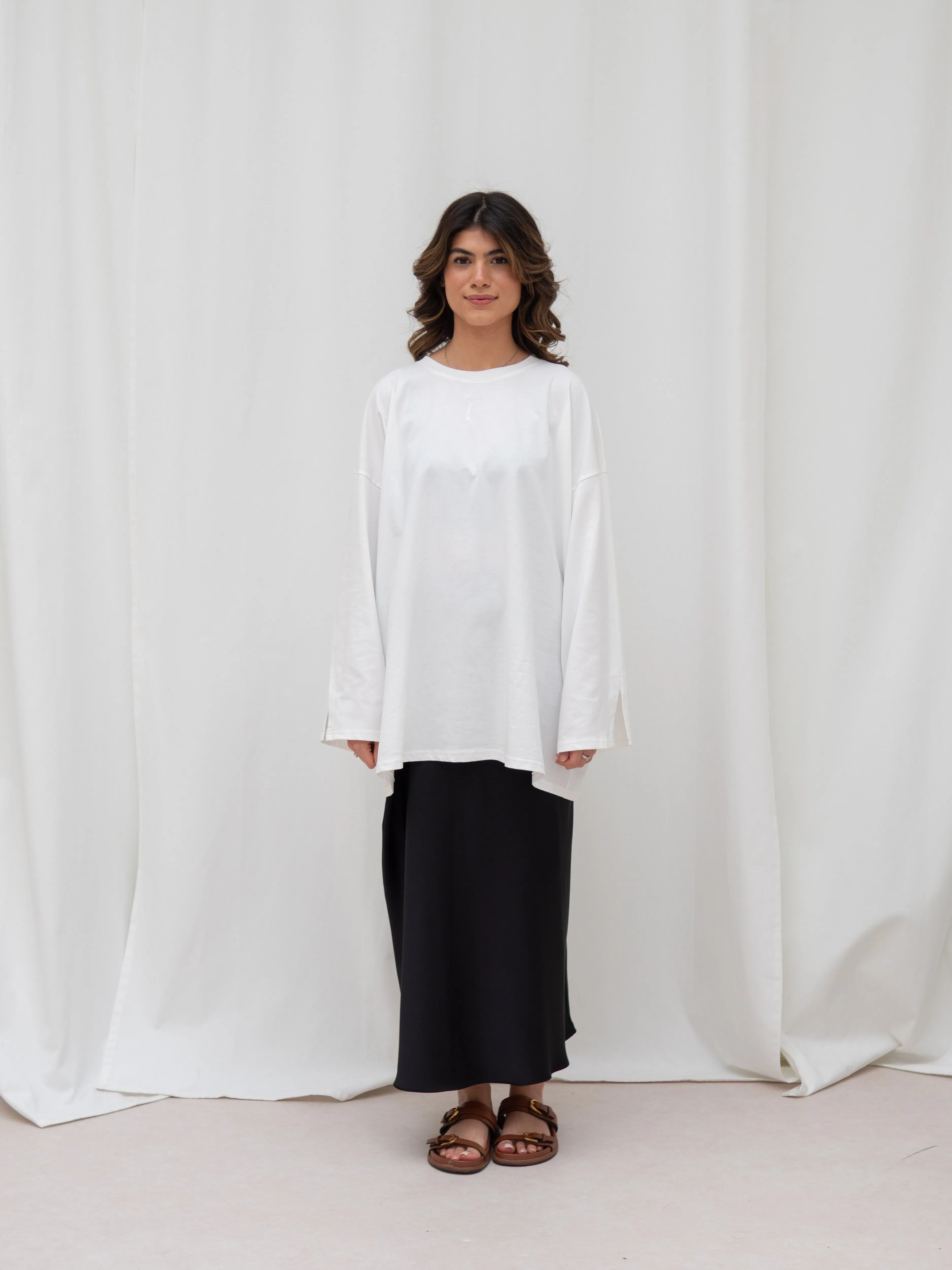 oversized white long-sleeve t-shirt