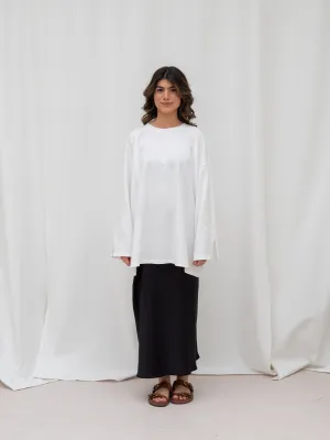 oversized white long-sleeve t-shirt
