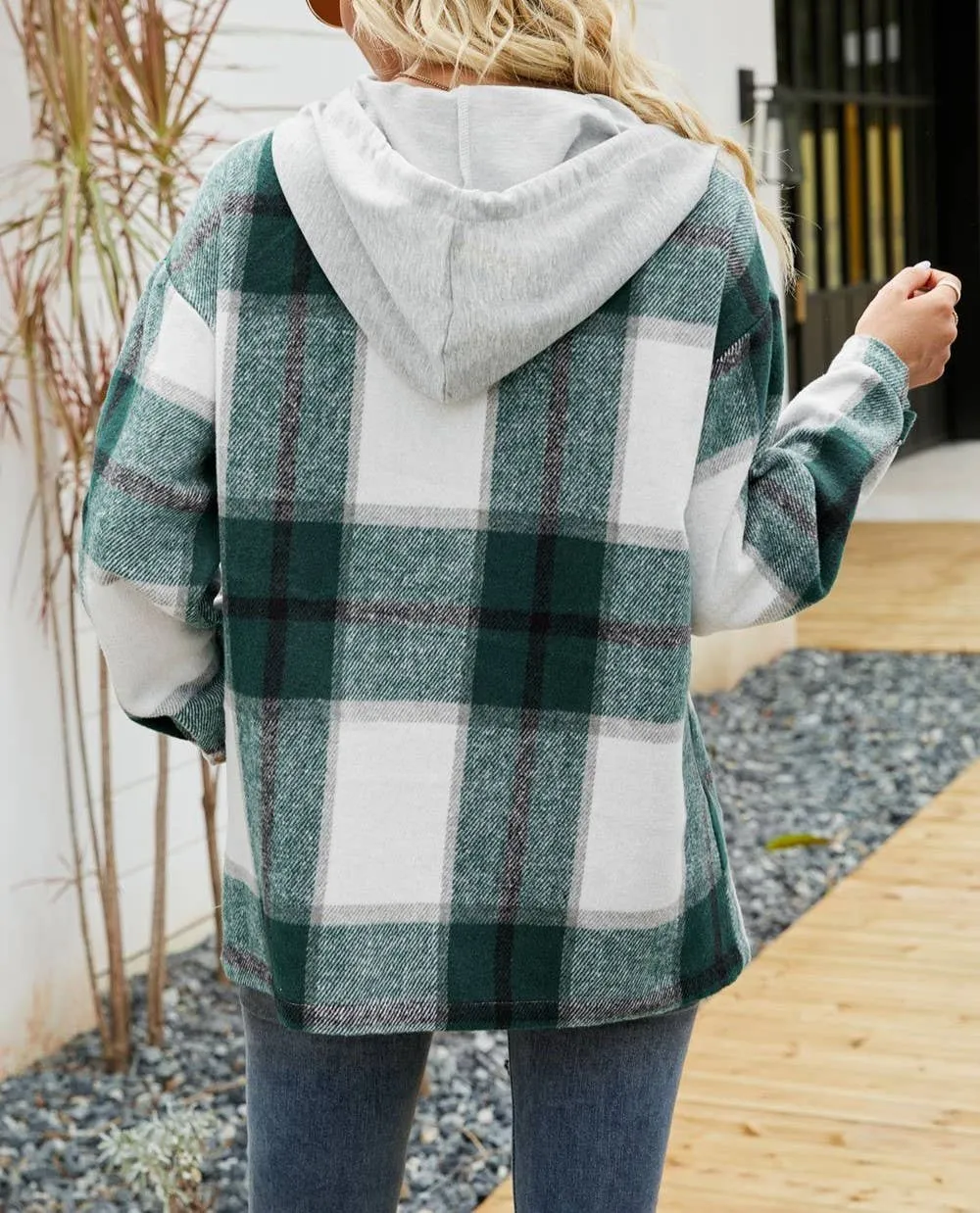 Plaid Pockets Hooded Loose-Fitting Shirt Jacket: