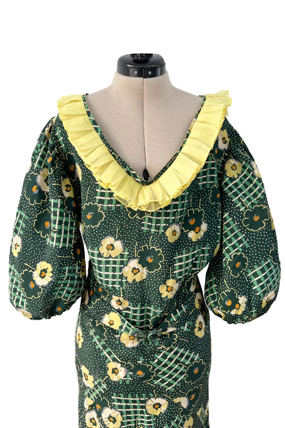 Prettiest 1930s Green Floral Print Bias Cut Silk Crepe w Yellow Collar & Original Belt