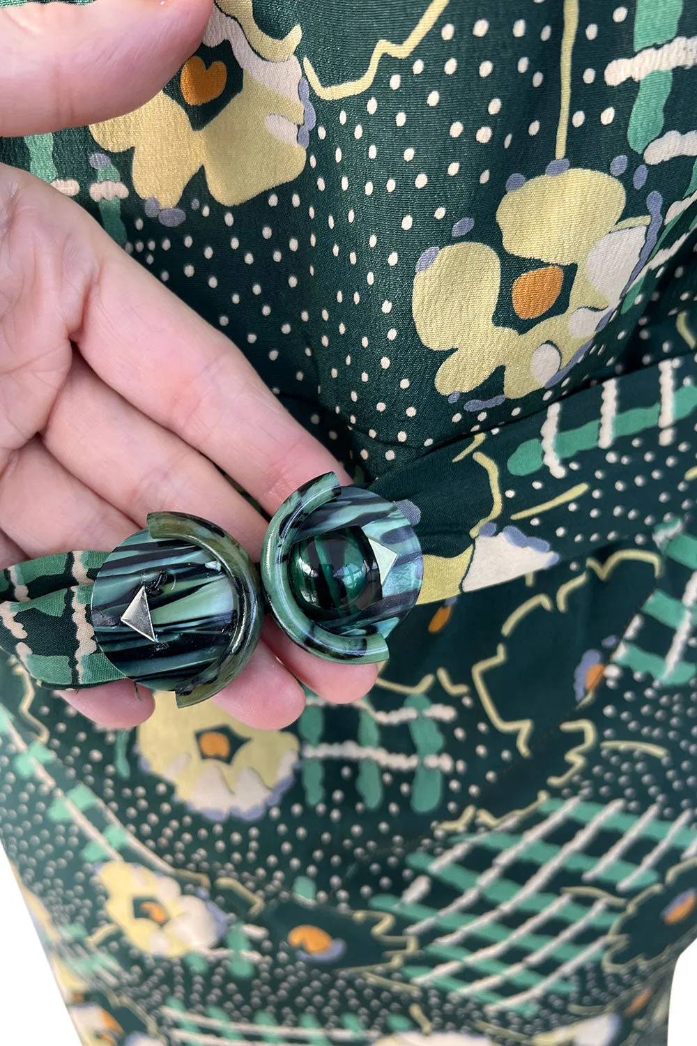 Prettiest 1930s Green Floral Print Bias Cut Silk Crepe w Yellow Collar & Original Belt