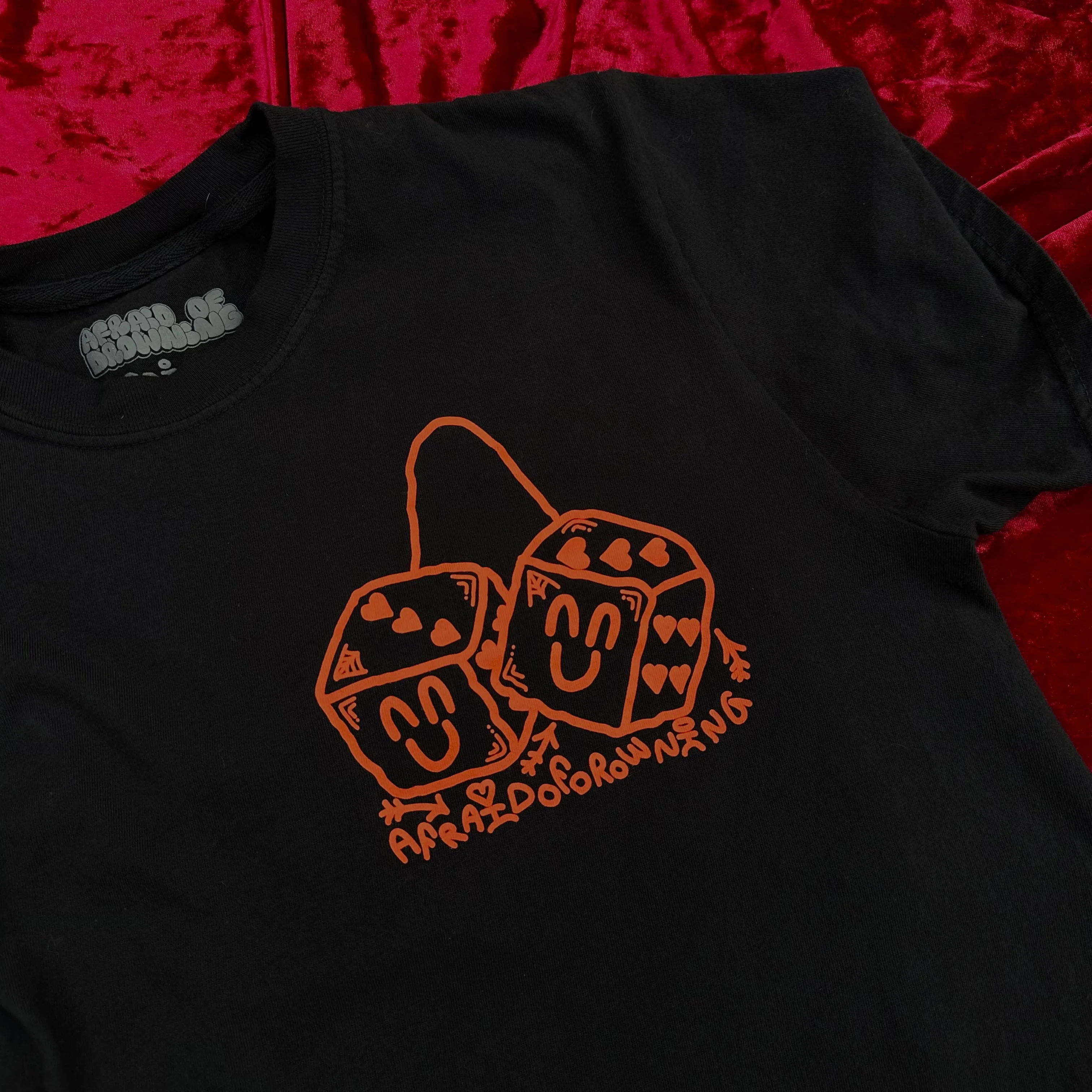 PUFFY HAPPY HEART DICE BOY SHIRT - BLACK