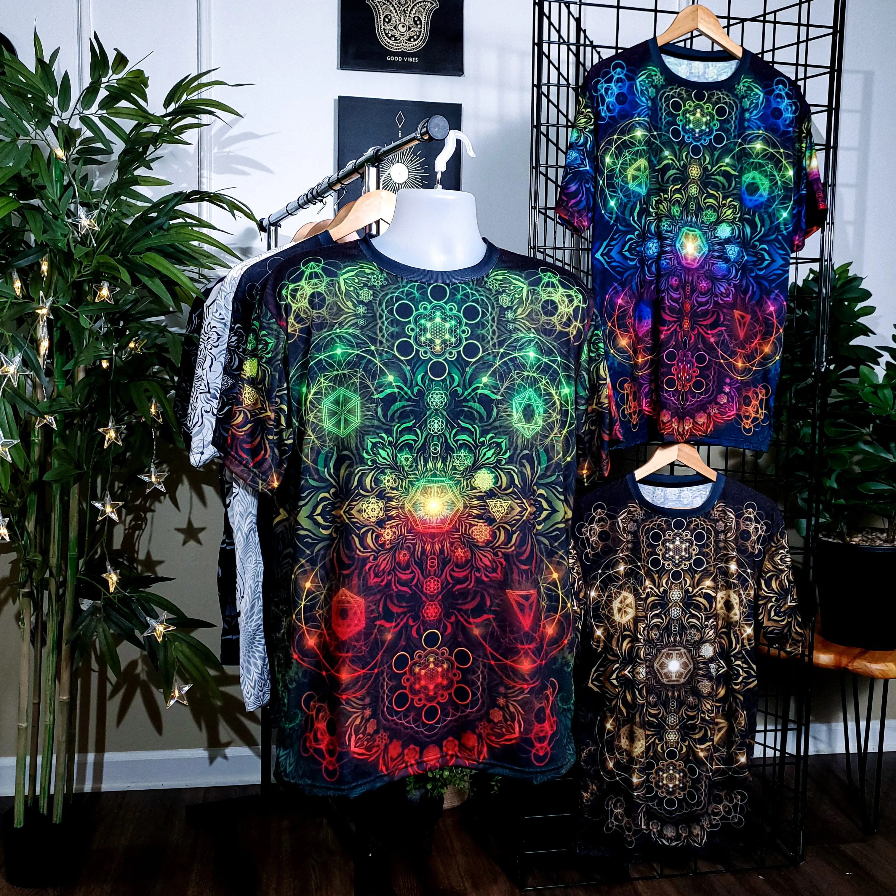 "Elements Sacred Geometry" V5 Rasta AOP Crew - Yantrat Design