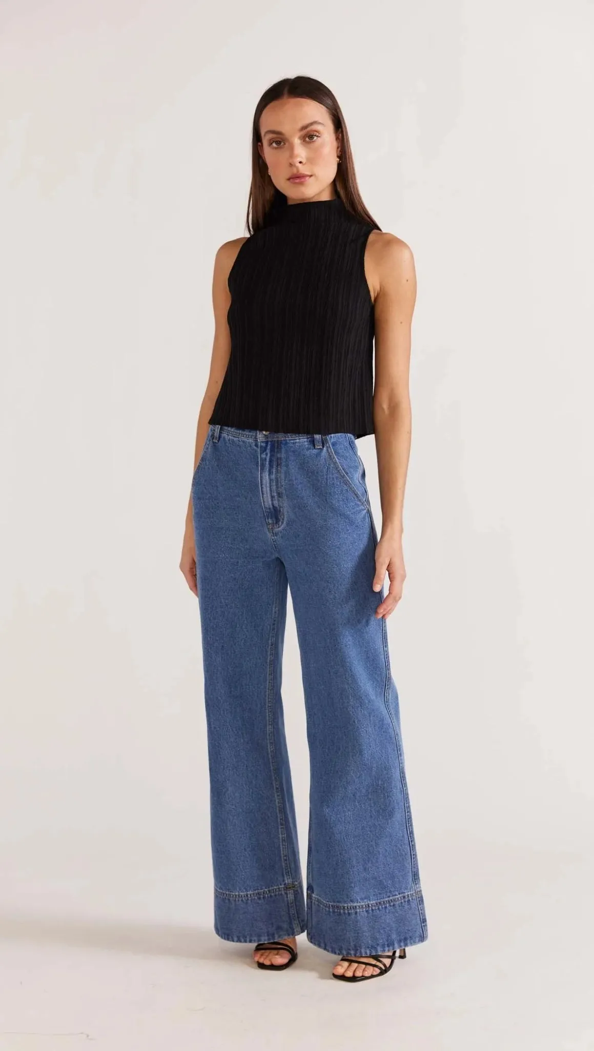 Realm Top