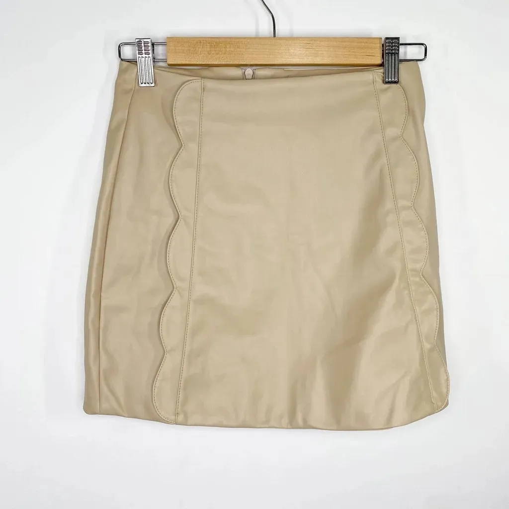 Scallop Edge Skirt Dune