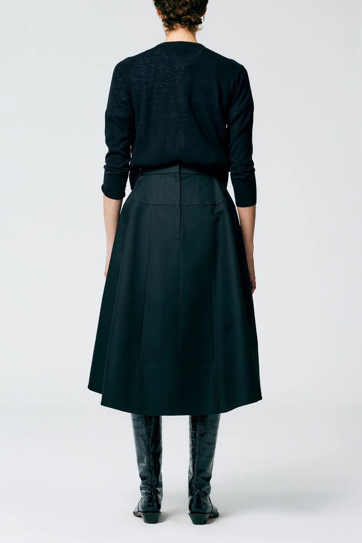 Sculpted Cotton Skirt in Black