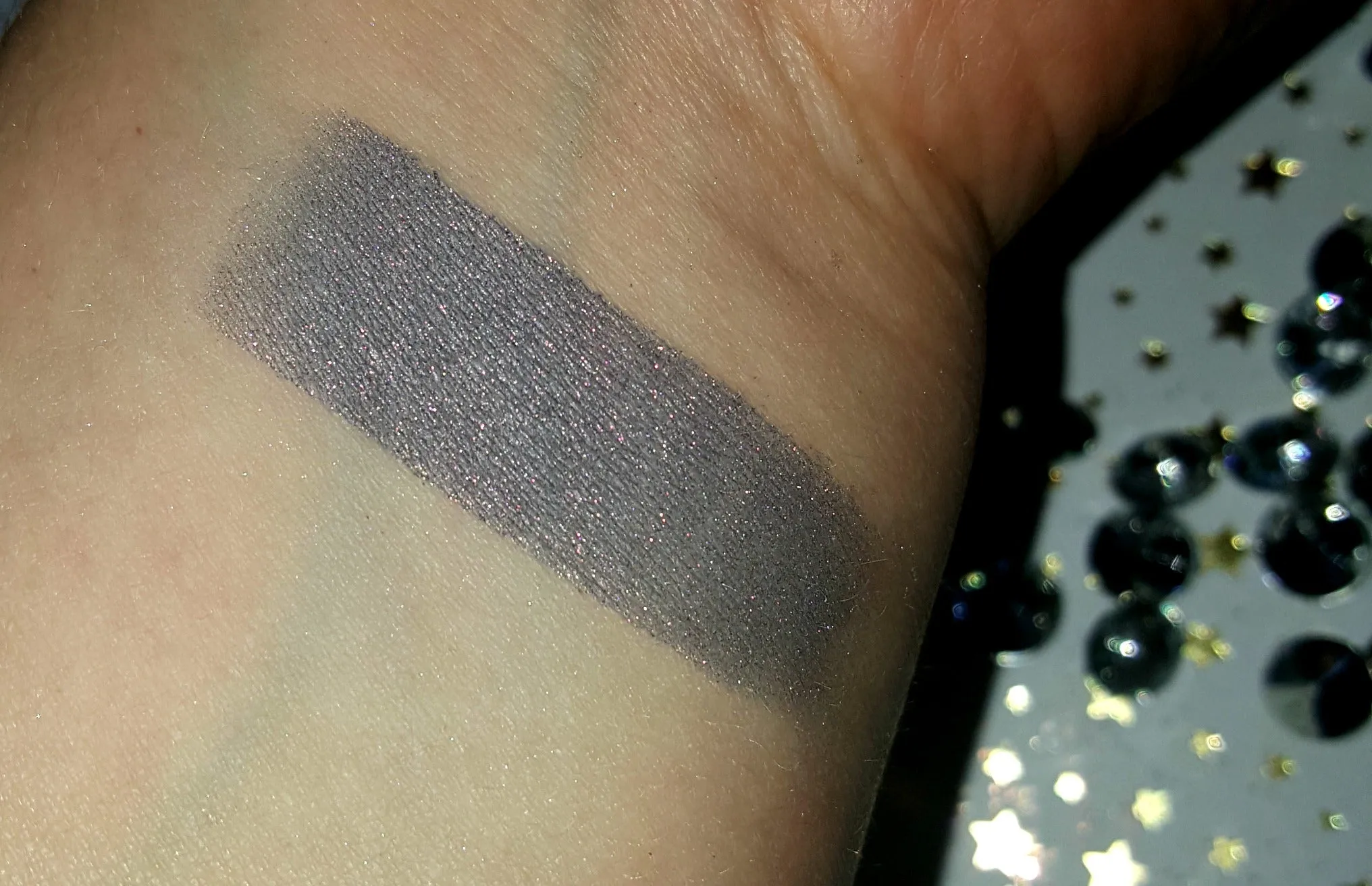 Sin Loose Eyeshadow