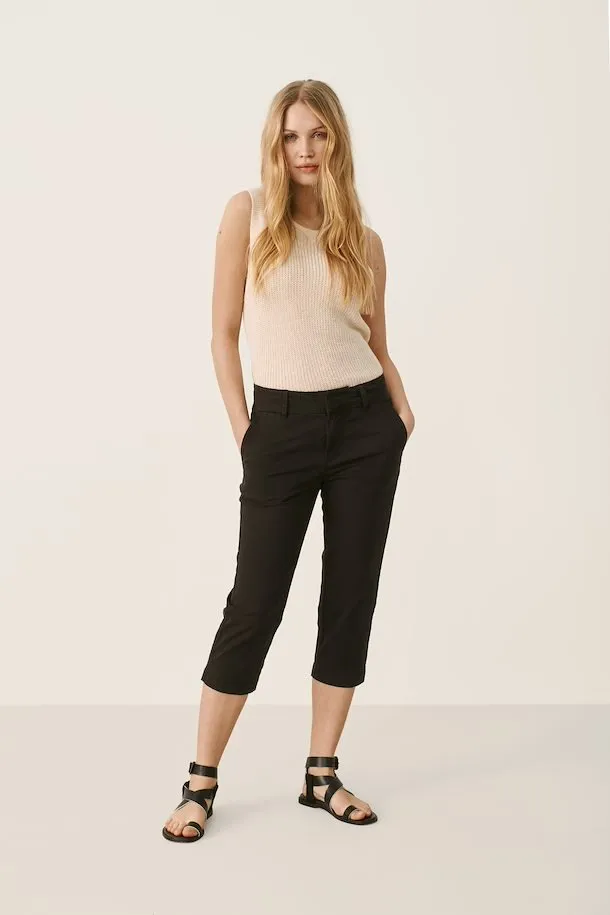 Soffie 3/4 Casual Pant - Black