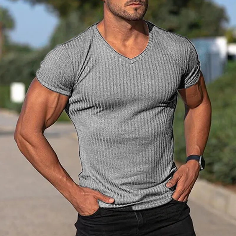 T-shirt rayé col en V vintage