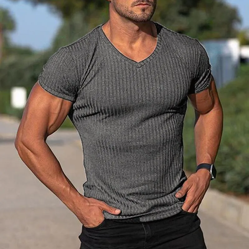 T-shirt rayé col en V vintage