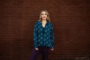 tallulah button down in sad flower