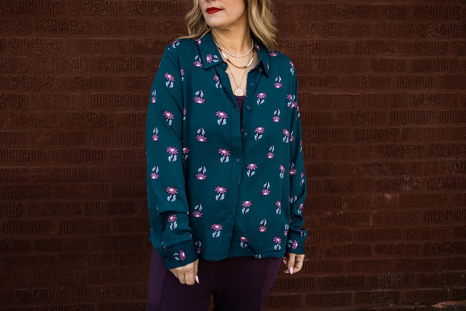 tallulah button down in sad flower