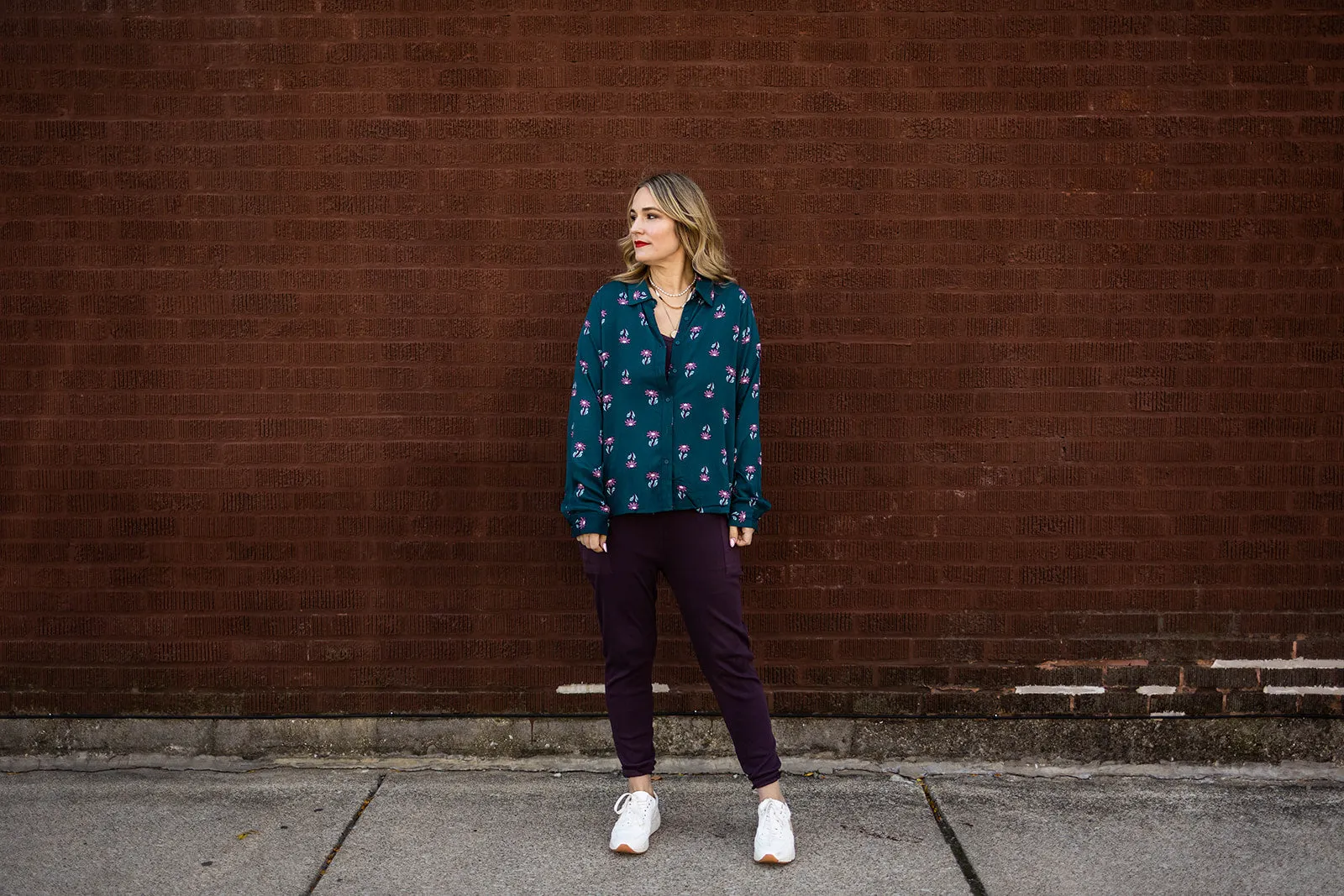 tallulah button down in sad flower