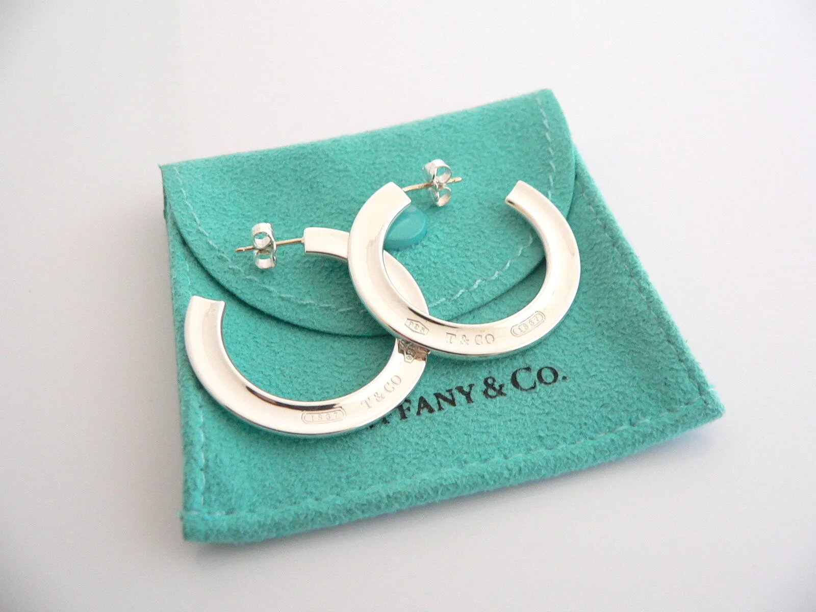 Tiffany & Co 1837 Hoop Earrings Silver Circle Round Gift Pouch Love Flat