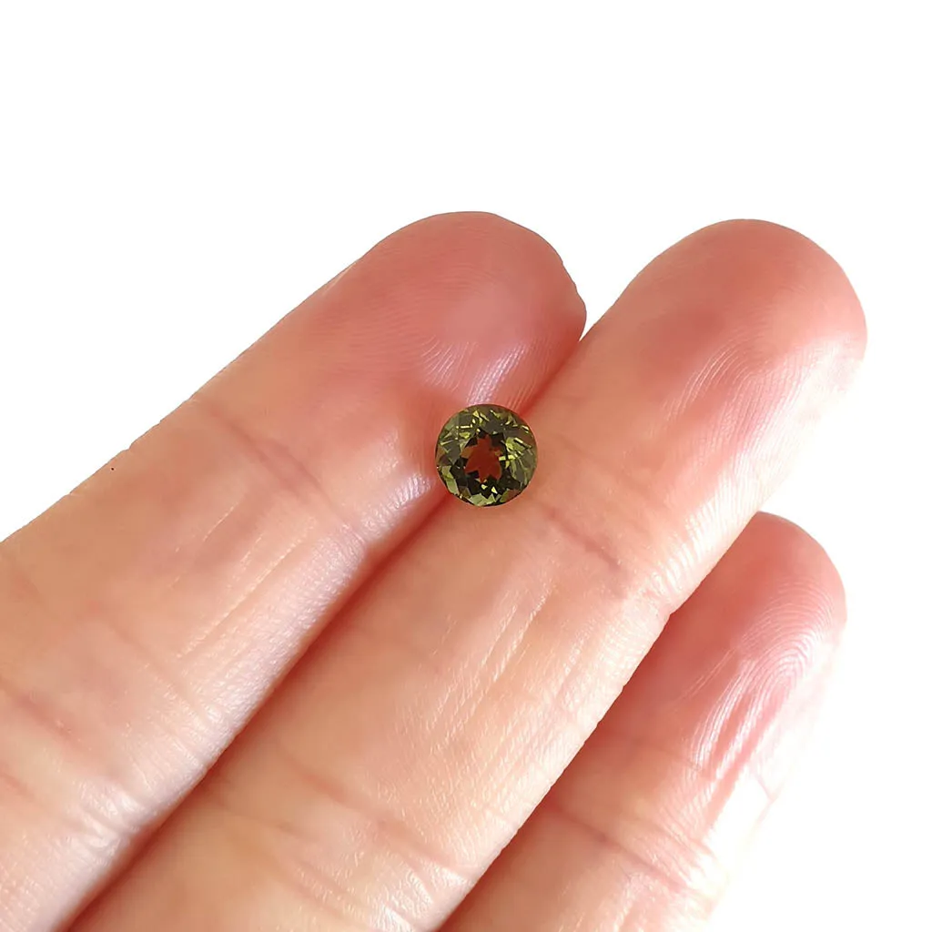 Tourmaline - Green Round Cut - 0.95ct