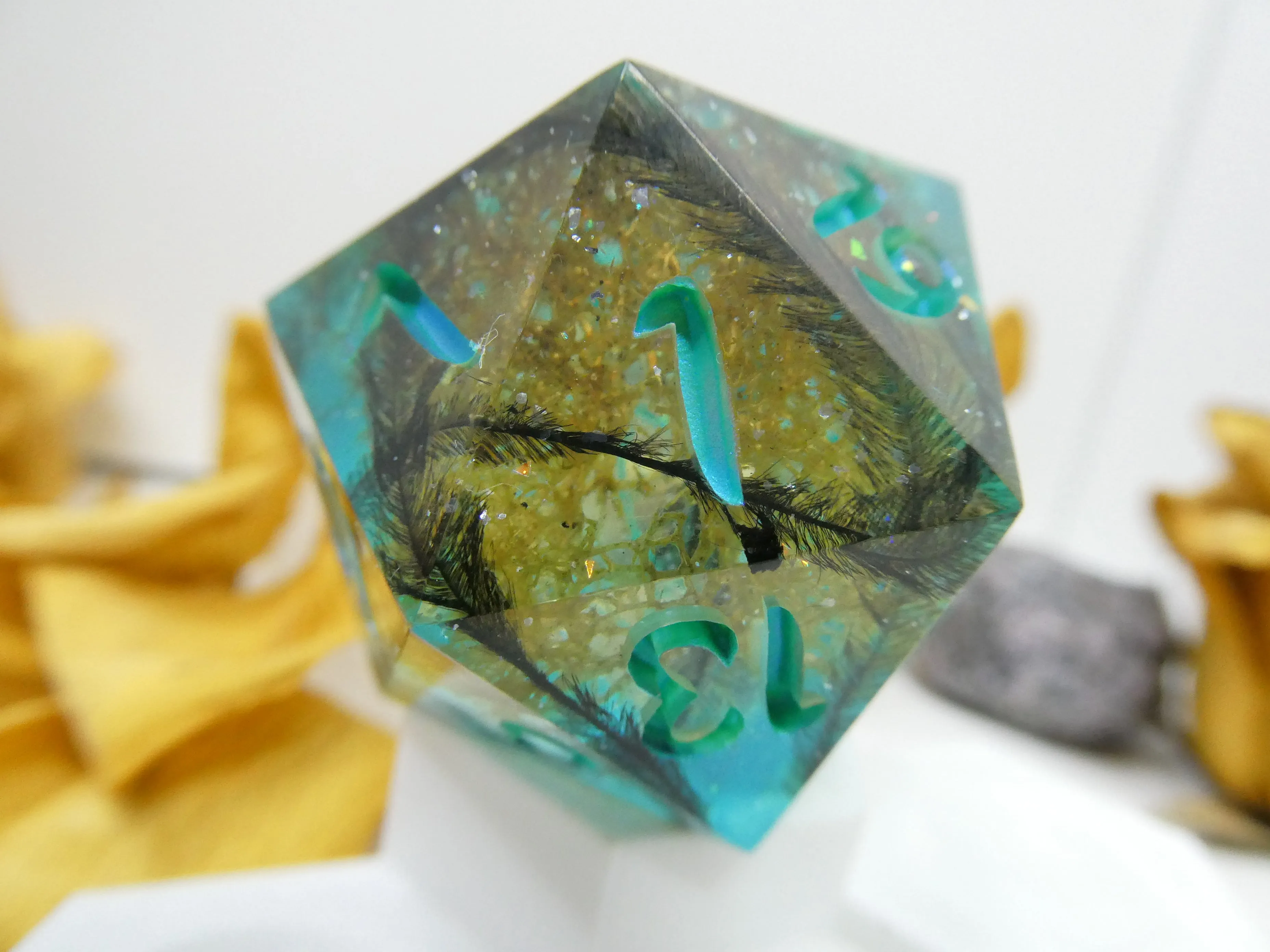 Unplanned Flight Oversized d20