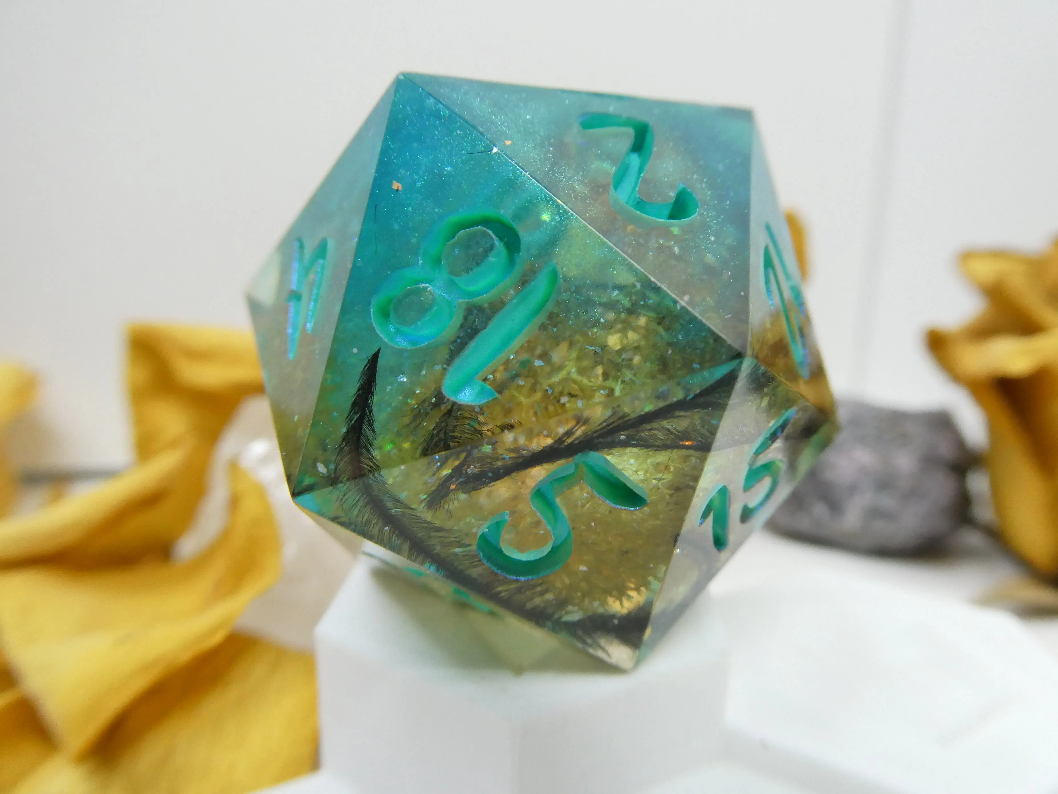 Unplanned Flight Oversized d20
