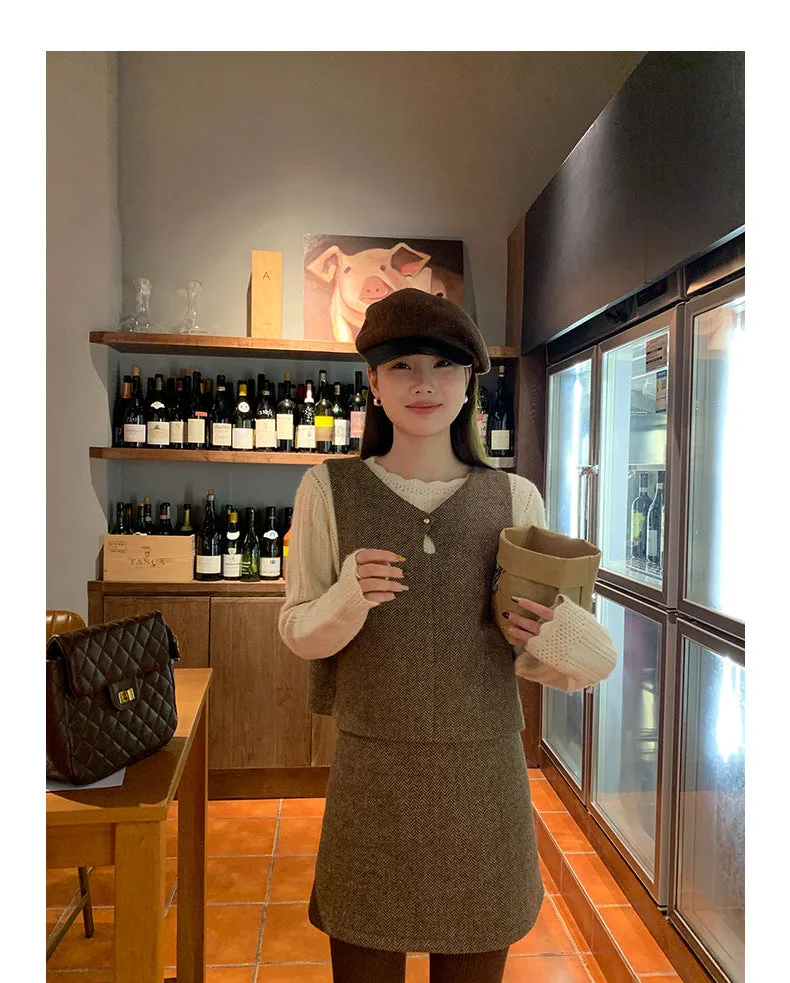 Vintage wool vest top   skirt set